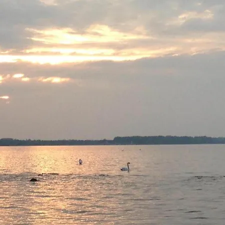 Idyllisches Mit Ueberdachter Terrasse Циров