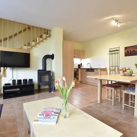 Idyllisches Mit Ueberdachter Terrasse Дом отдыха